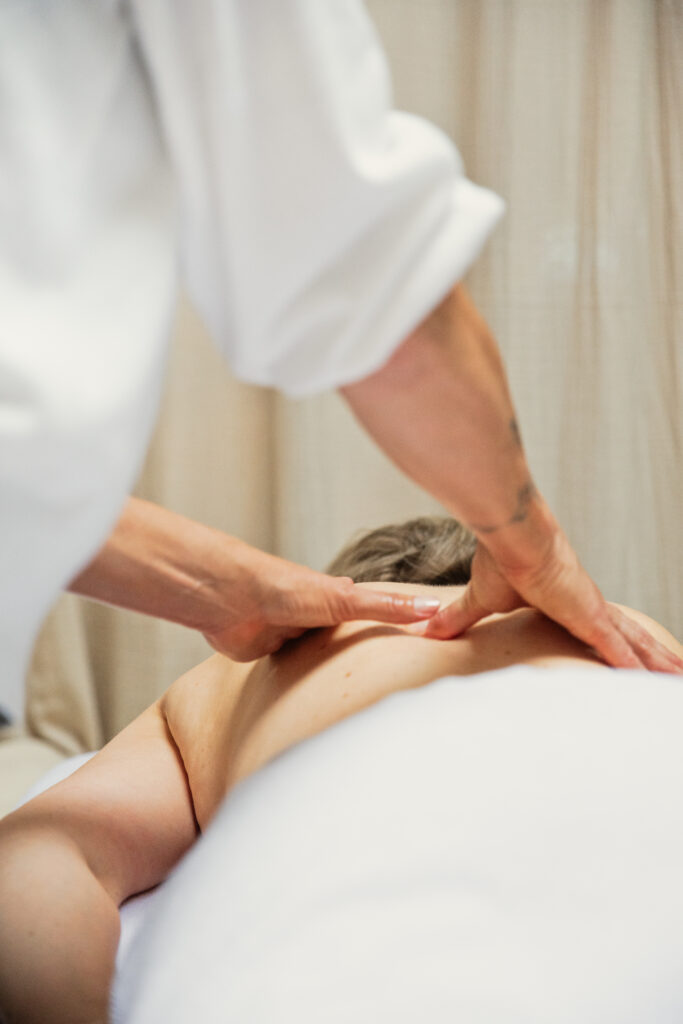 Massages voor meer rust, balans & energie bij Her Space in Bussum